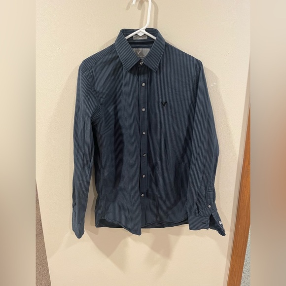 American Eagle Men’s Button-Down Shirt - Premium Vintage Fit - Size Small - Picture 1 of 7